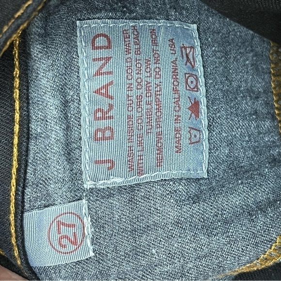 J brand cigarette leg jeans - Picture 2 of 7